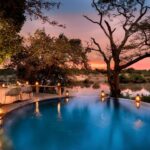 EXPERIENCE LUXURY SAFARI IN THE MIDDLE OF THE EAST AFRICAN SAVANNAH.